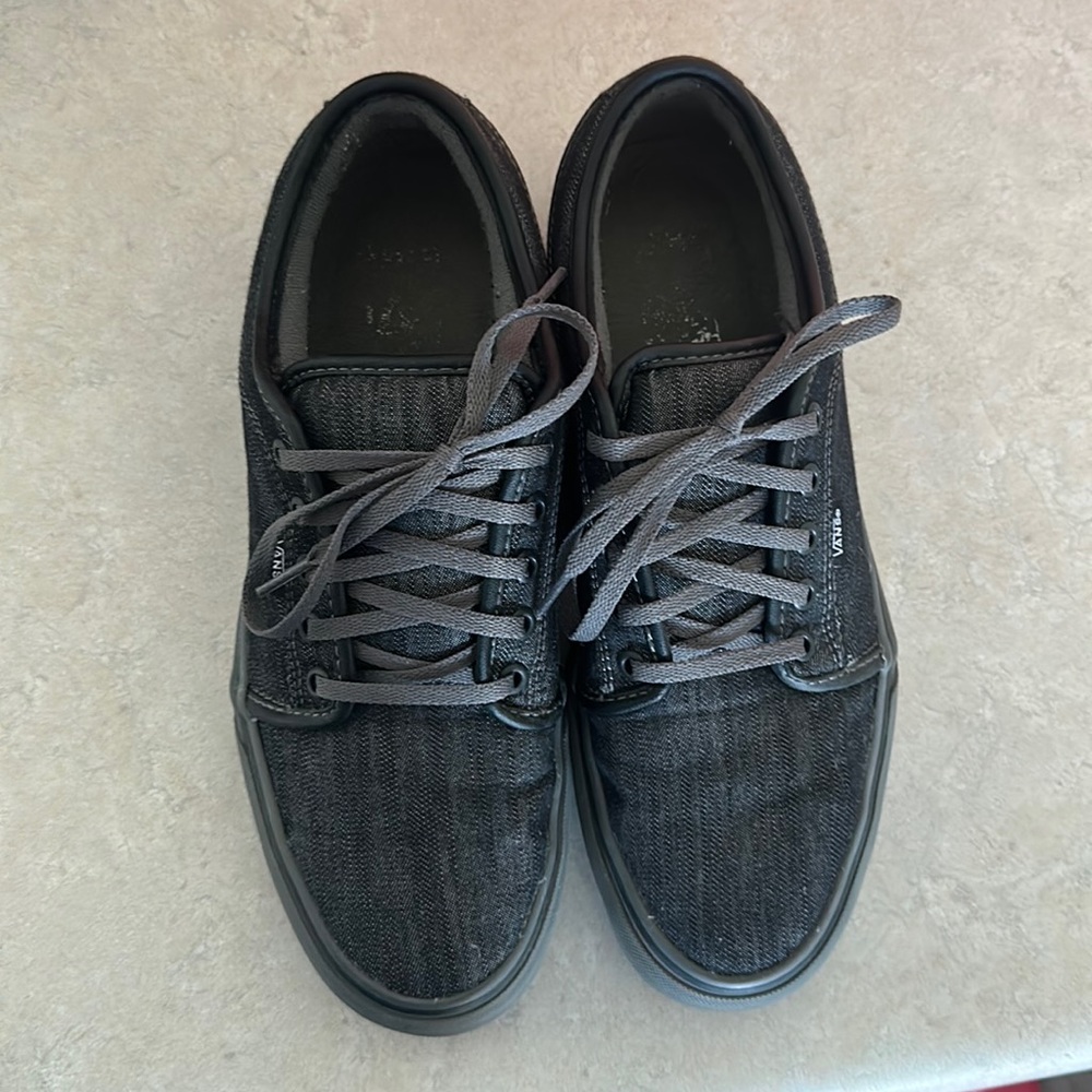 Vans Skate Chukka Low Shoe in Denim/Grey/Black.  Size 9.0